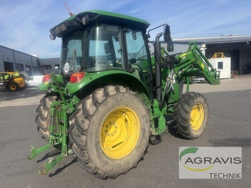 John Deere 5075 M