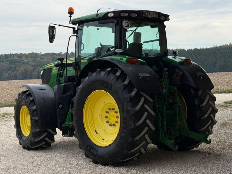John Deere 6215R im Kundenauftrag