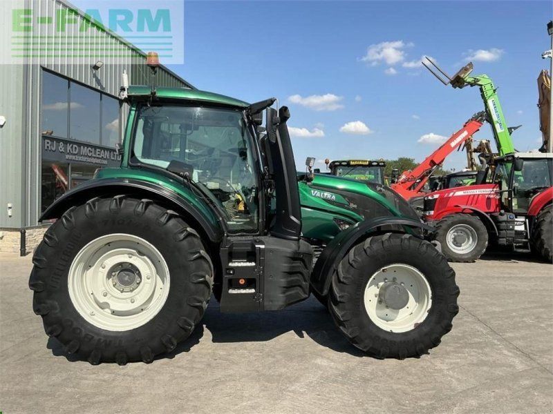 Valtra t254 versu (st26250)