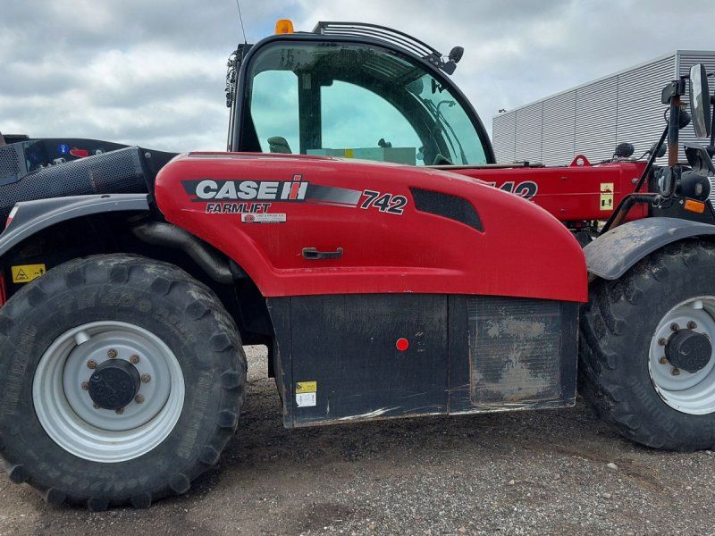Case IH FARMLIFT 742