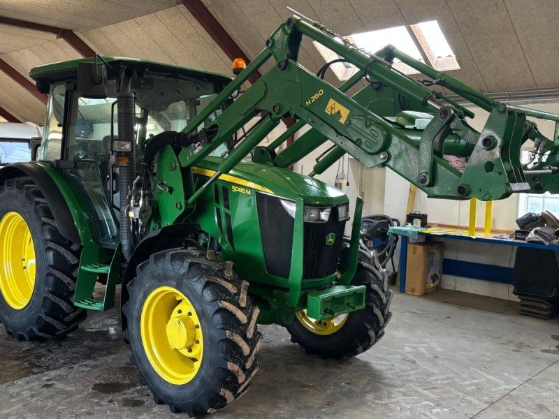 John Deere 5085M med H260 frontlæsser