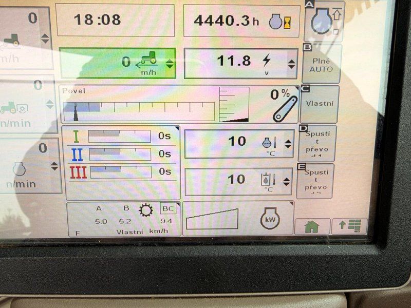 John Deere 6150R