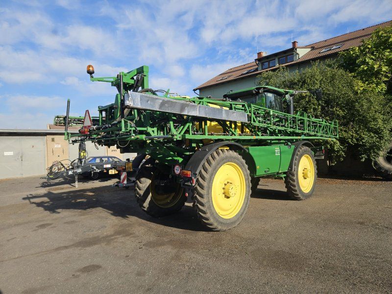 John Deere R4040i