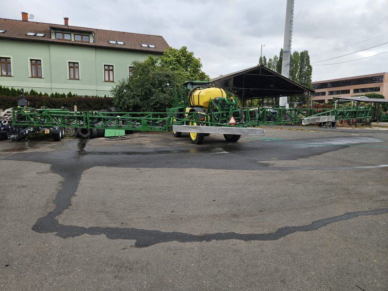 John Deere R4040i