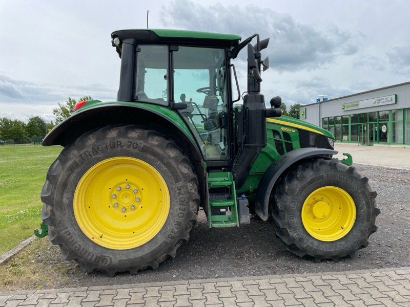 John Deere 6100M