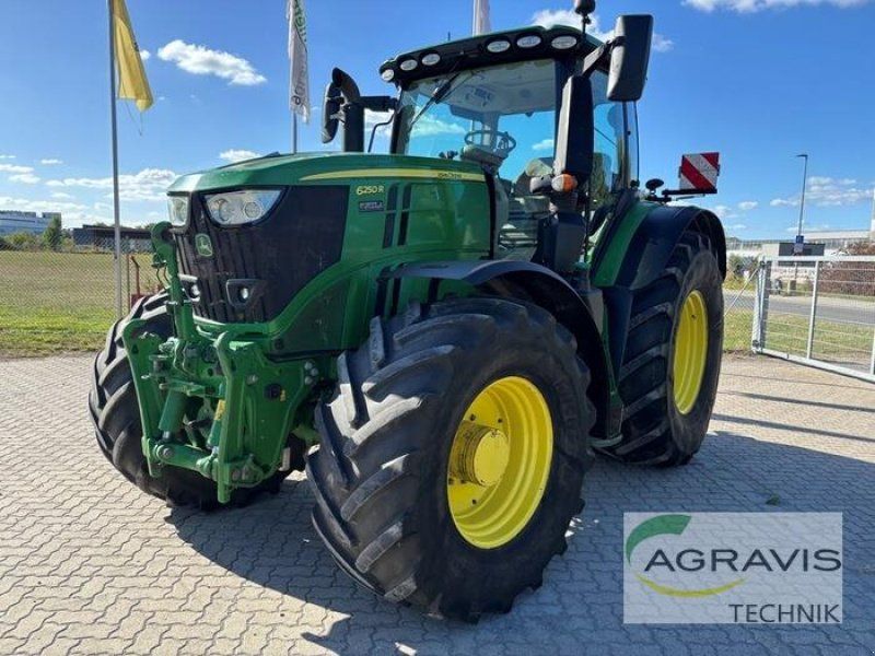 John Deere 6250 R