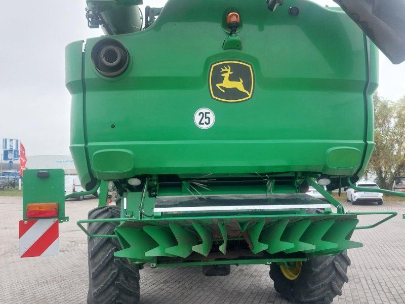 John Deere S 670i