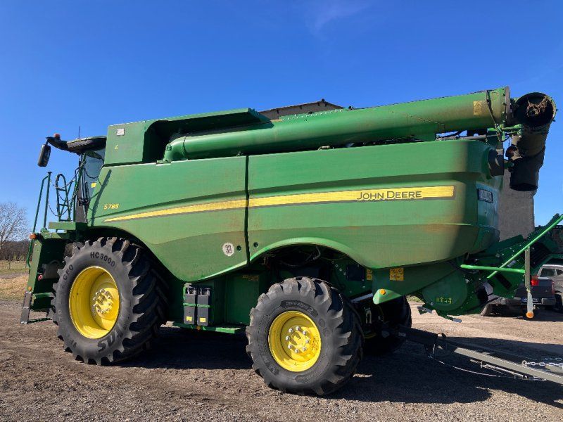 John Deere S785
