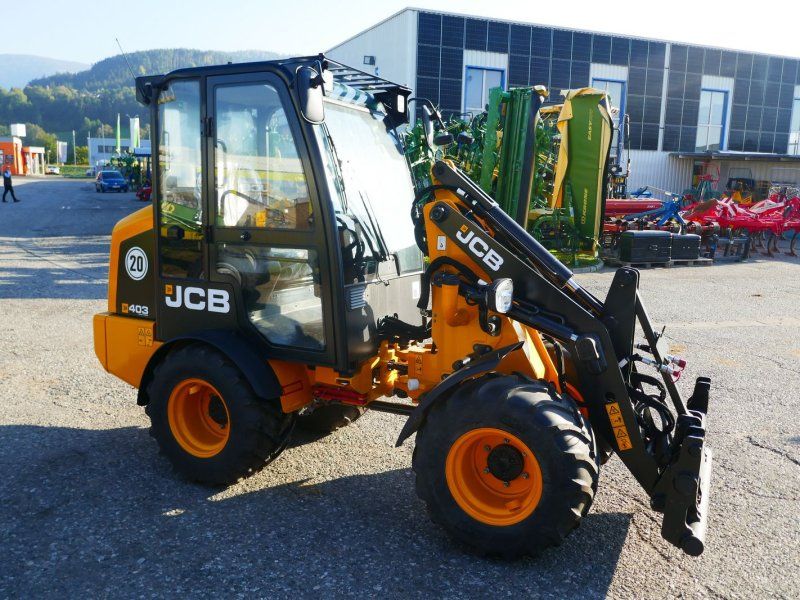 JCB 403 Agri