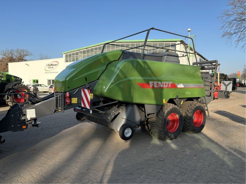 Fendt 1290 XD Raffer TD Quaderballen