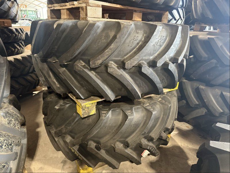 Alliance 650/65 R38 auf 8-Loch Felge Fendt