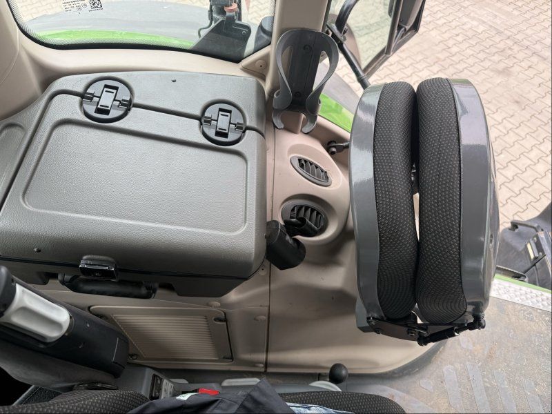 Fendt 828 Vario S4 Profi Plus