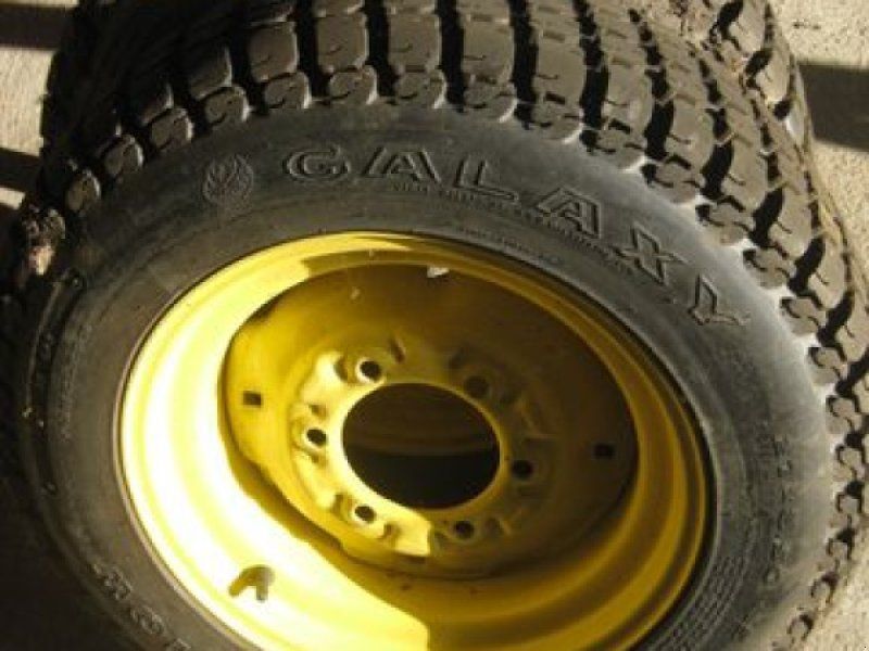 Galaxy 27/8,50-15 für John Deere 3036