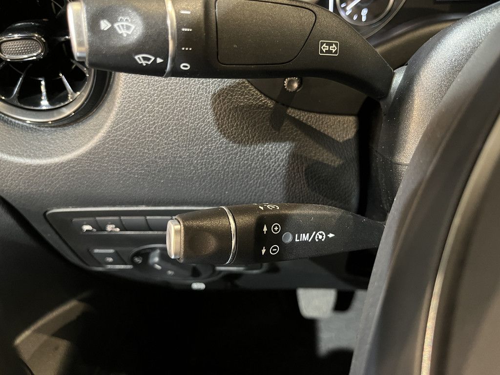 Mercedes-Benz Vito 116 CDI L1 RWD / Euro 6 / Airco / CarPlay / Camera / Cruise Control / 3-Zits
