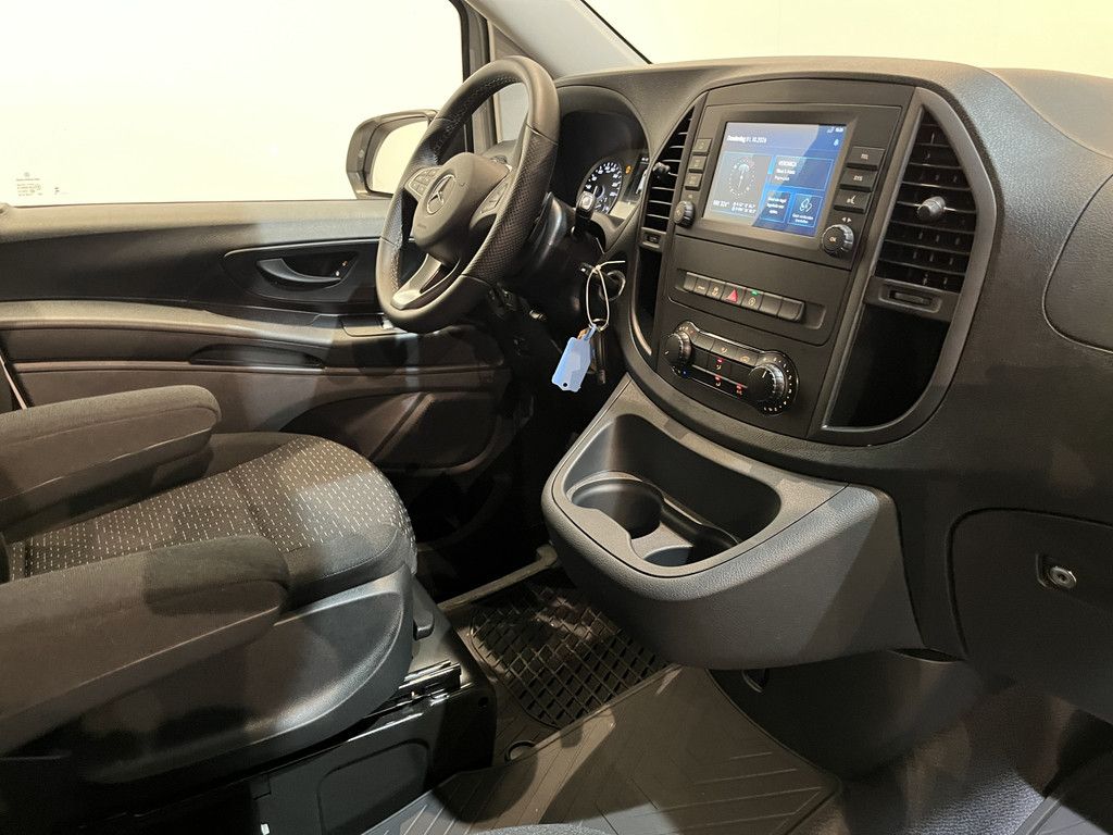 Mercedes-Benz Vito 116 CDI Lang RWD Automaat / Euro 6 / Airco / CarPlay / Camera / Cruise Control / Trekhaak / 3.800 KM !!!