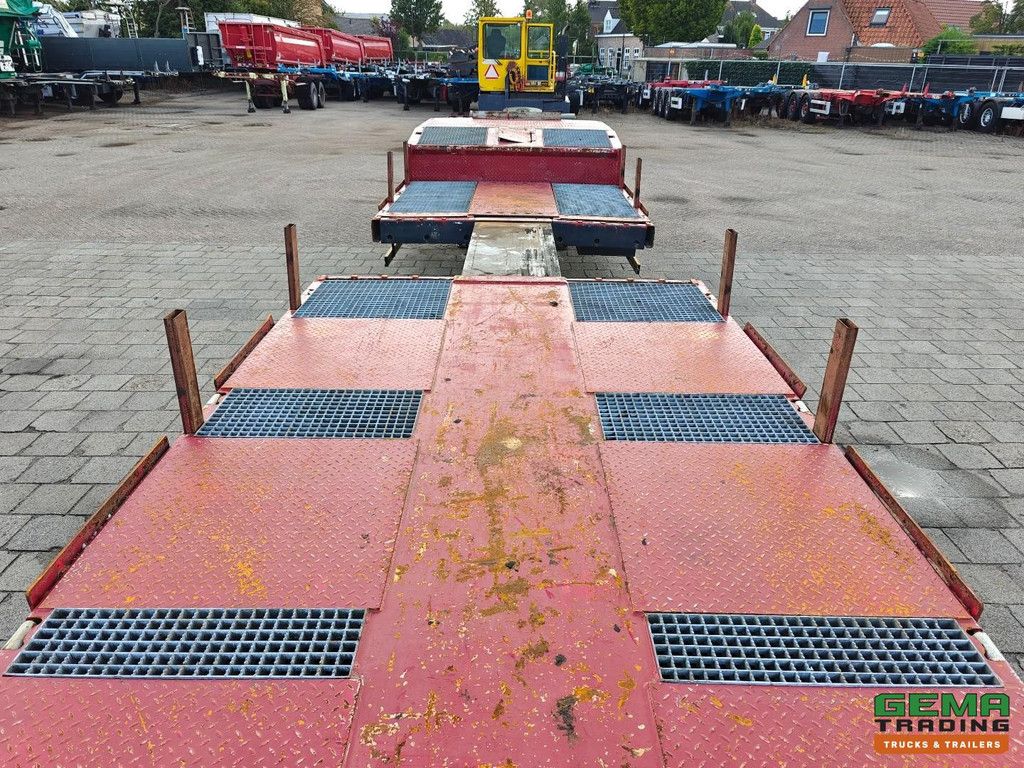 Wega Vega3 12m Semi-Low Loader - 1.8m Extendable - Hydraulic Deck - Hydraulic Ramps - Trailing Axle + Lift Axle - 07/2027 MOT