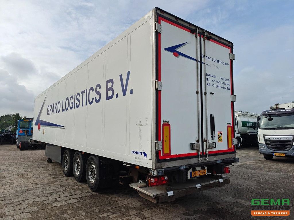 Schmitz Cargobull SKO 24 Kühl-/Gefrierbox + ThermoKing SLX300 (4558 Betriebsstunden) + Ladebordwand 2000 kg - Verzinkt - Scheibenbremse - TÜV bis 06/2027