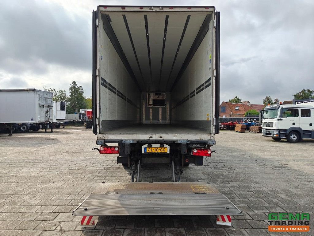 Schmitz Cargobull SKO 24 Kühl-/Gefrierbox + ThermoKing SLX300 (4558 Betriebsstunden) + Ladebordwand 2000 kg - Verzinkt - Scheibenbremse - TÜV bis 06/2027