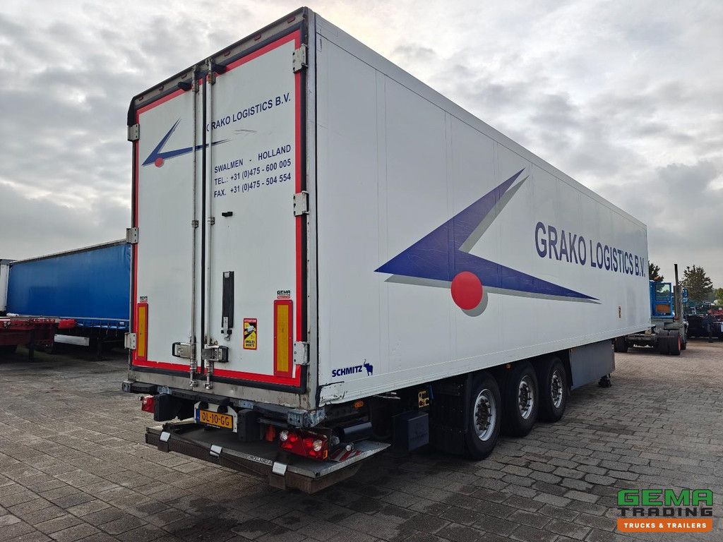 Schmitz Cargobull SKO 24 Kühl-/Gefrierbox + ThermoKing SLX300 (4558 Betriebsstunden) + Ladebordwand 2000 kg - Verzinkt - Scheibenbremse - TÜV bis 06/2027