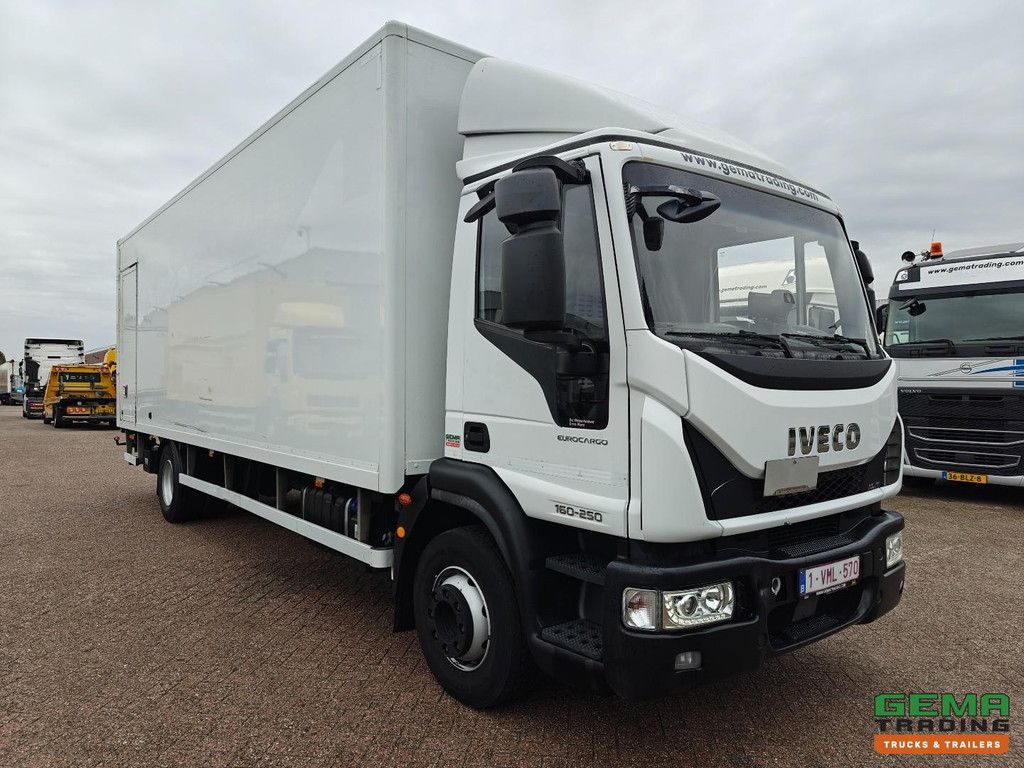 Iveco Eurocargo 160-250 4x2 Tageskabine Euro6C – Geschlossener Kastenaufbau 7,7 m + Ladebordwand 2000 kg – Seitentür – SmartTachoV2 – TÜV bis 01/2027