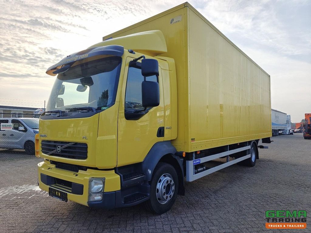 Volvo FL 240 4x2 DayCab Euro4 – 6 Zylinder – 12 t – Kastenaufbau 7,7 m + Ladebordwand 2000 kg – Belgische Zulassung