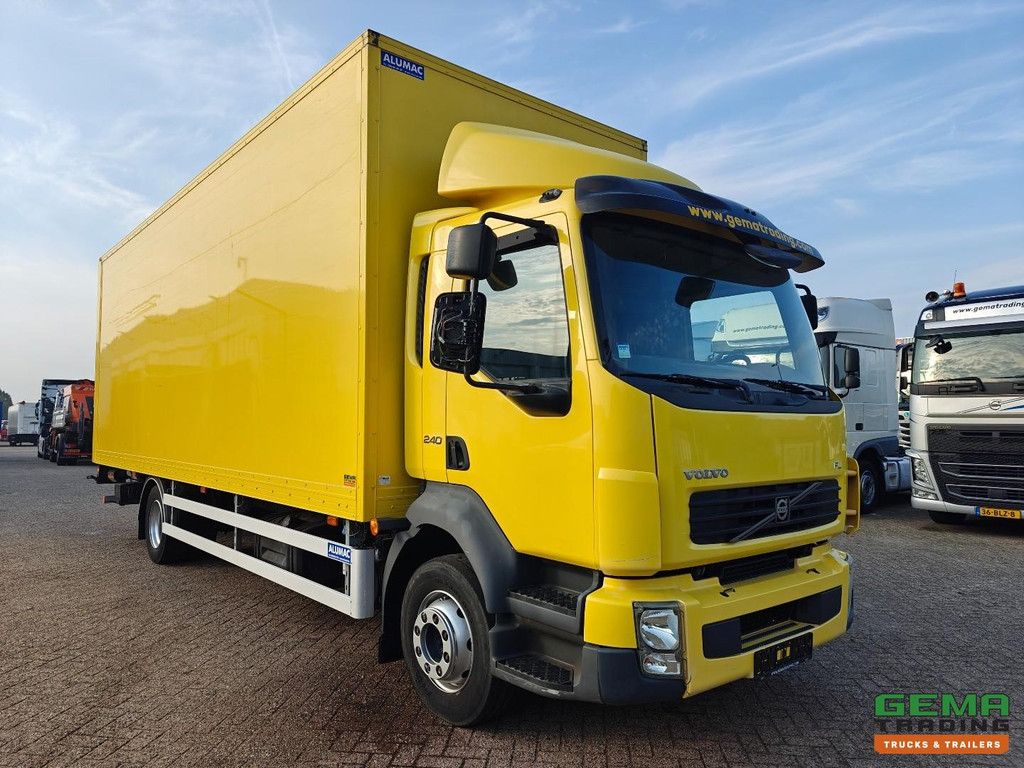 Volvo FL 240 4x2 DayCab Euro4 – 6 Zylinder – 12 t – Kastenaufbau 7,7 m + Ladebordwand 2000 kg – Belgische Zulassung