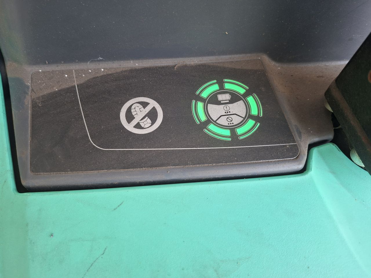 Elektrische palletwagen Mitsubishi PBP16N2 bj 2017