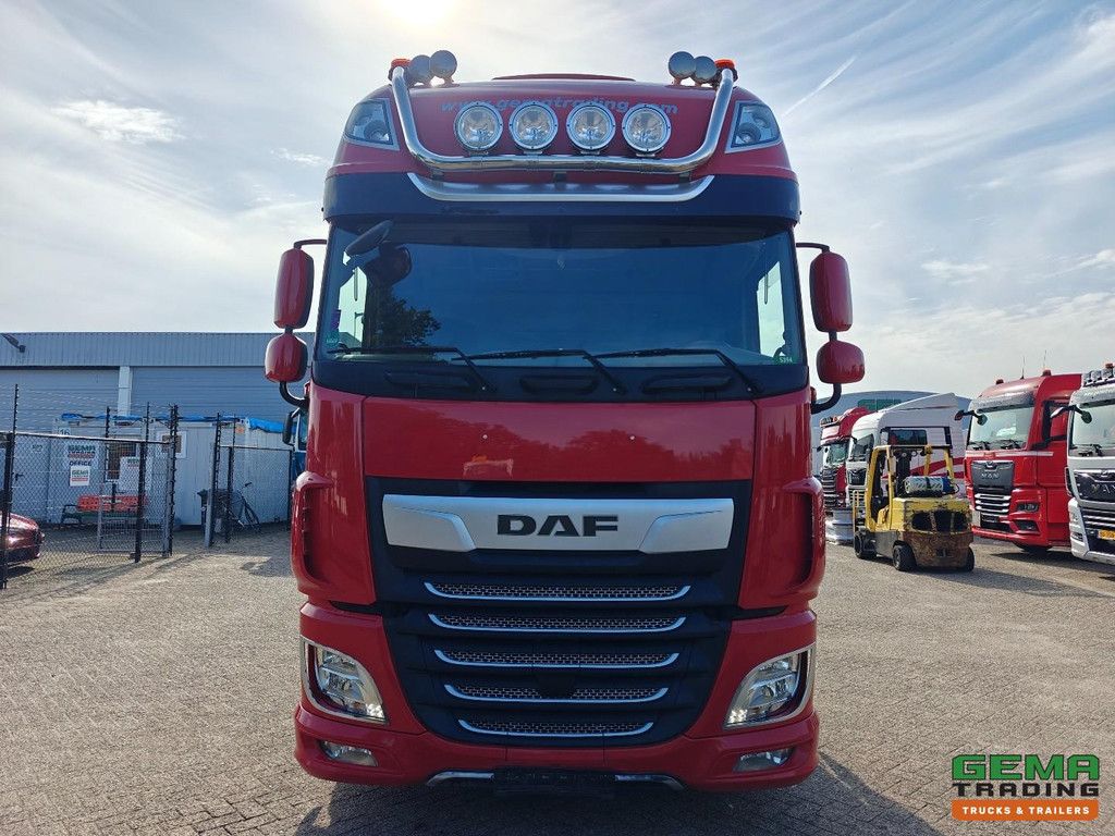 DAF XF 530 FT 4x2 SuperSpaceCab Euro6C - Retarder - Air-operated Lifting Plate - Full Air - SmartTachoV2 - German Registration