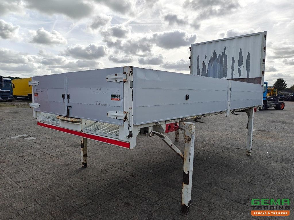 Krone WP73 LF4-BW 5.65m Swap Box with Loading Ramps - Support Legs - ALU Side Panels - Tie-down Eyes - Double Twistlocks