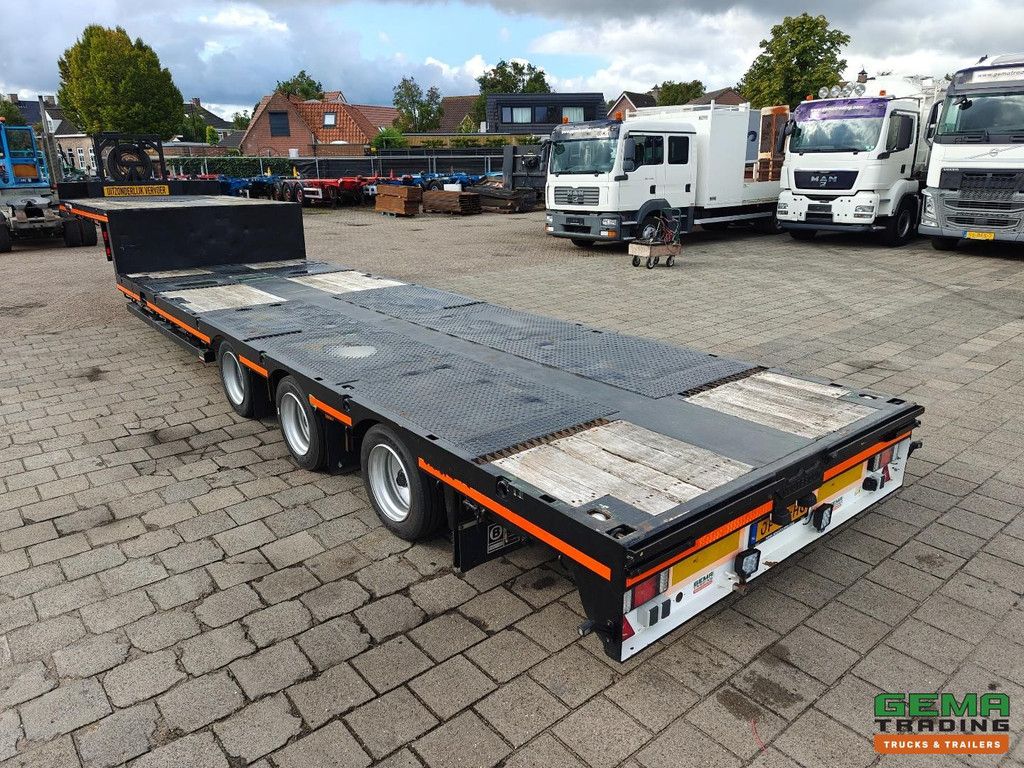Nooteboom MCO 42 03V L Tieflader 12,4 m - 3-Achser mit Zwangslenkung - Fernbedienung - ausziehbar auf 5,8 m - lackierte Kofferaufbauten - Twistlocks