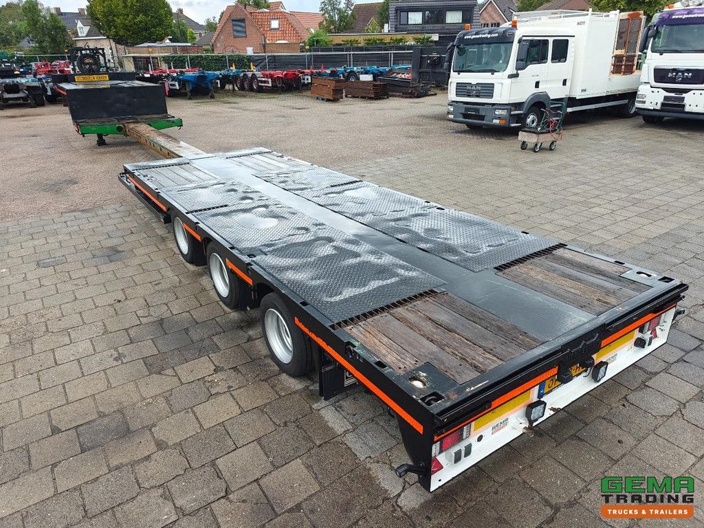 Nooteboom MCO 42 03V L Tieflader 12,4 m - 3-Achser mit Zwangslenkung - Fernbedienung - ausziehbar auf 5,8 m - lackierte Kofferaufbauten - Twistlocks