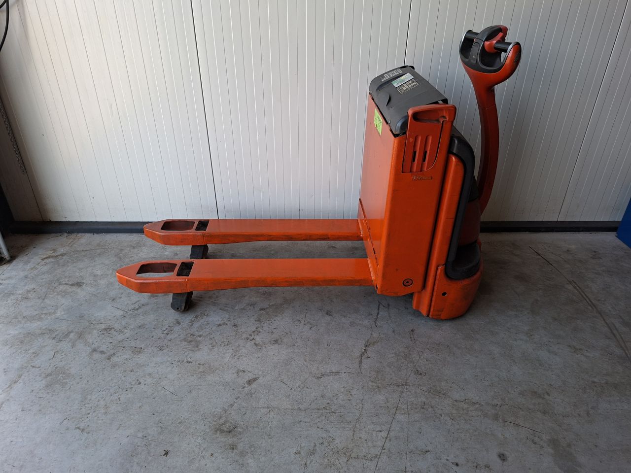 Elektrische palletwagen Linde T16 1600 kg accu 2020