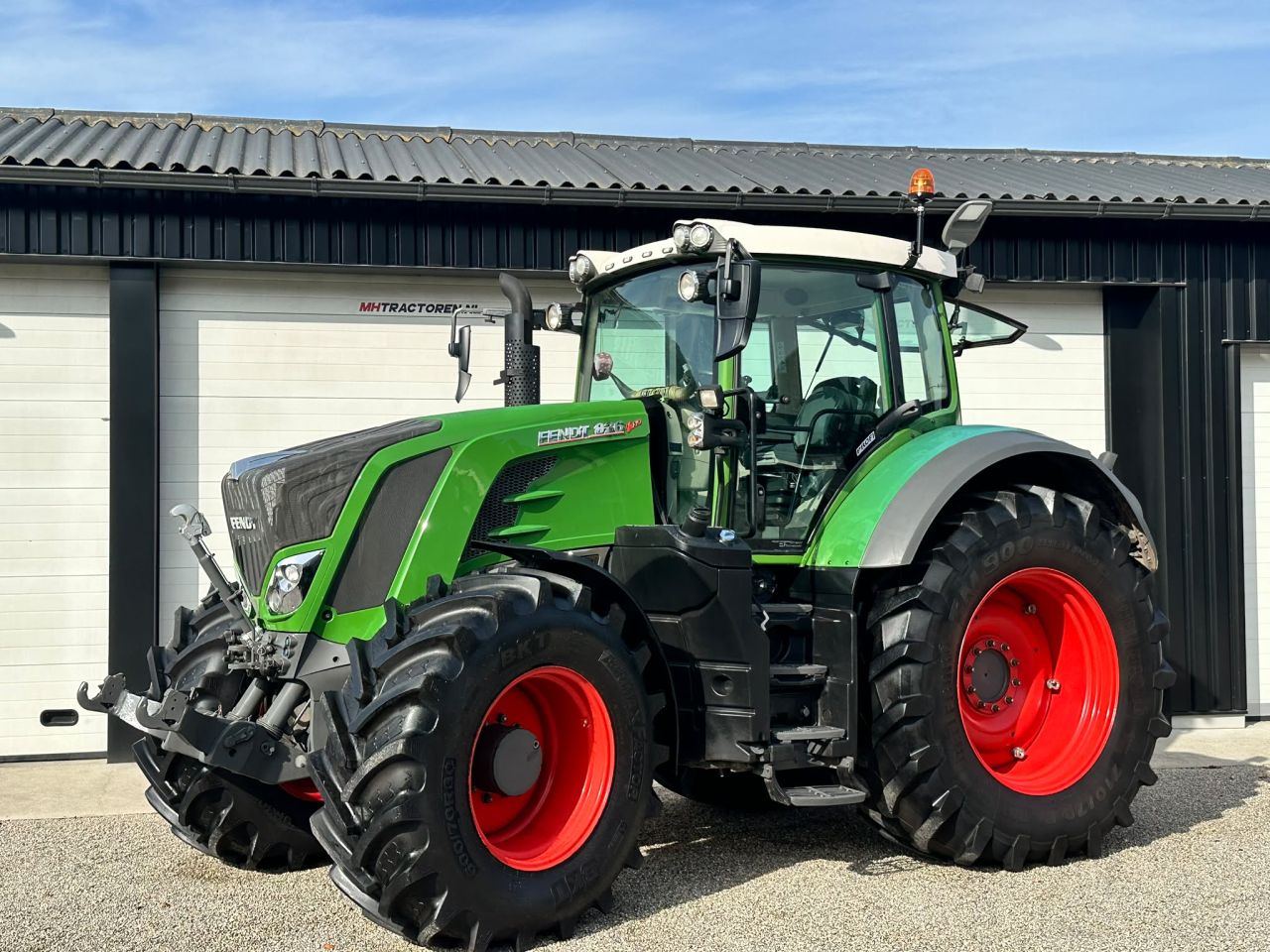 Fendt 826