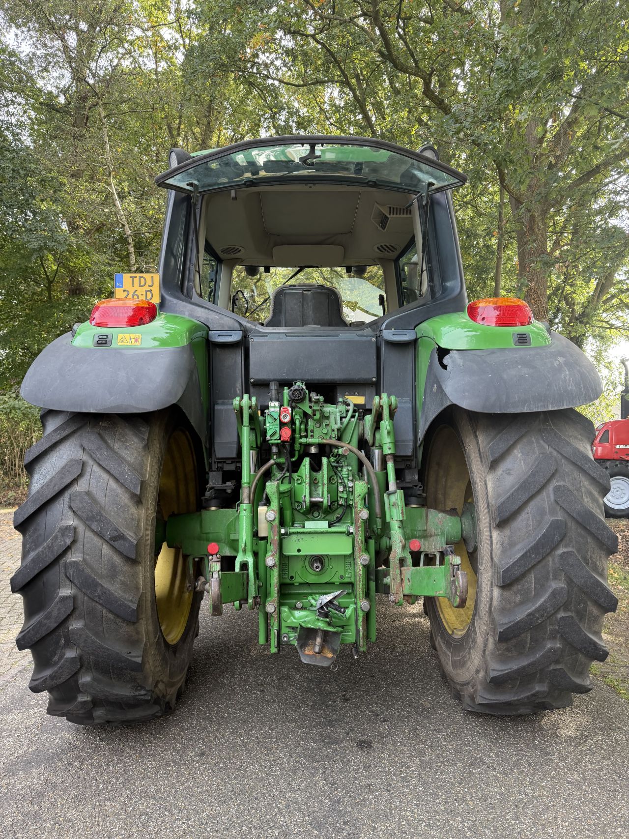 John Deere 6130