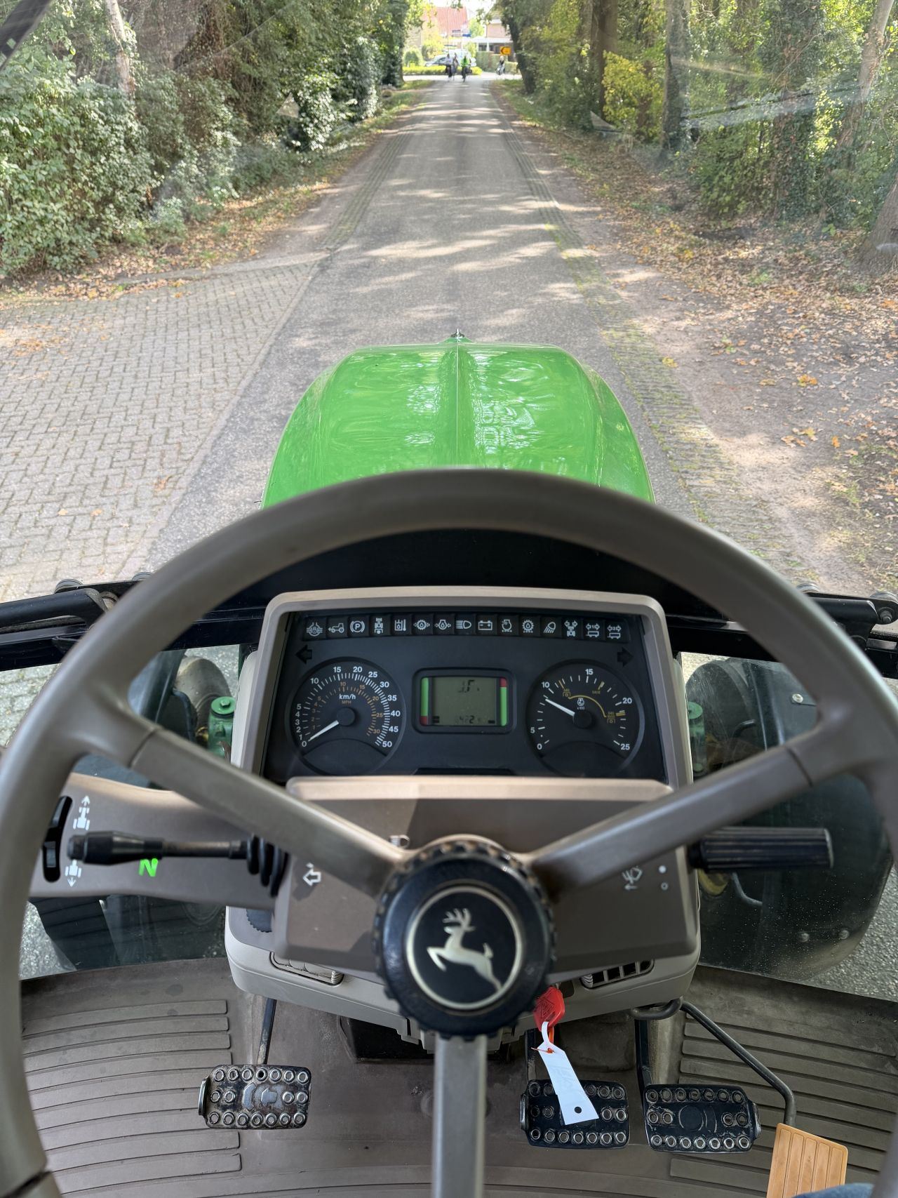 John Deere 6130