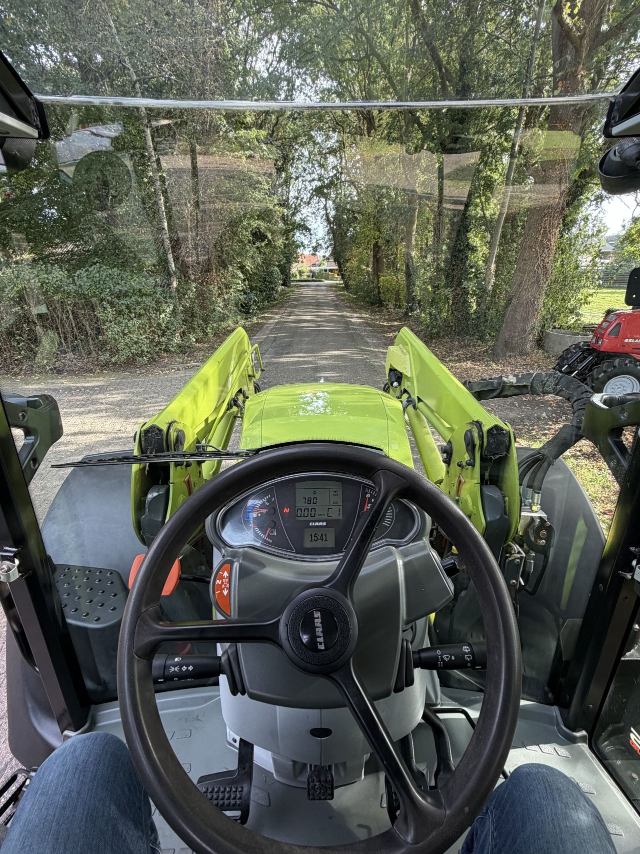 Claas Arion 440 CIS met maar 1860 uur