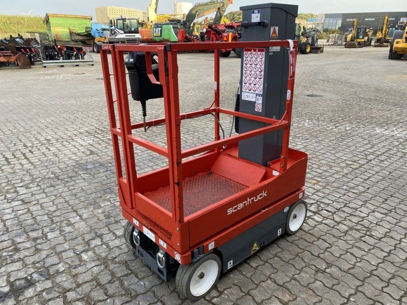 Skyjack SJ16