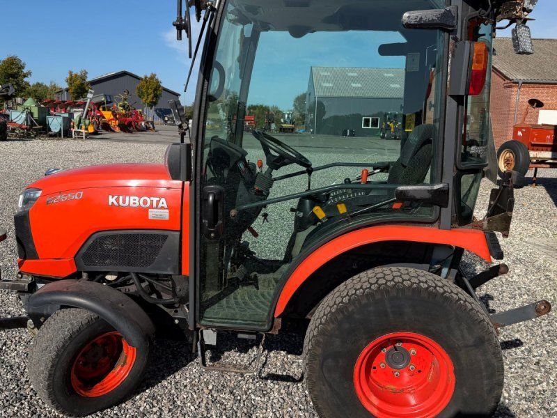 Kubota B2650