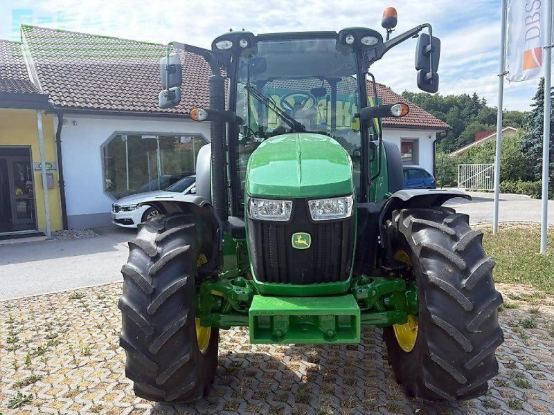 John Deere 5115r