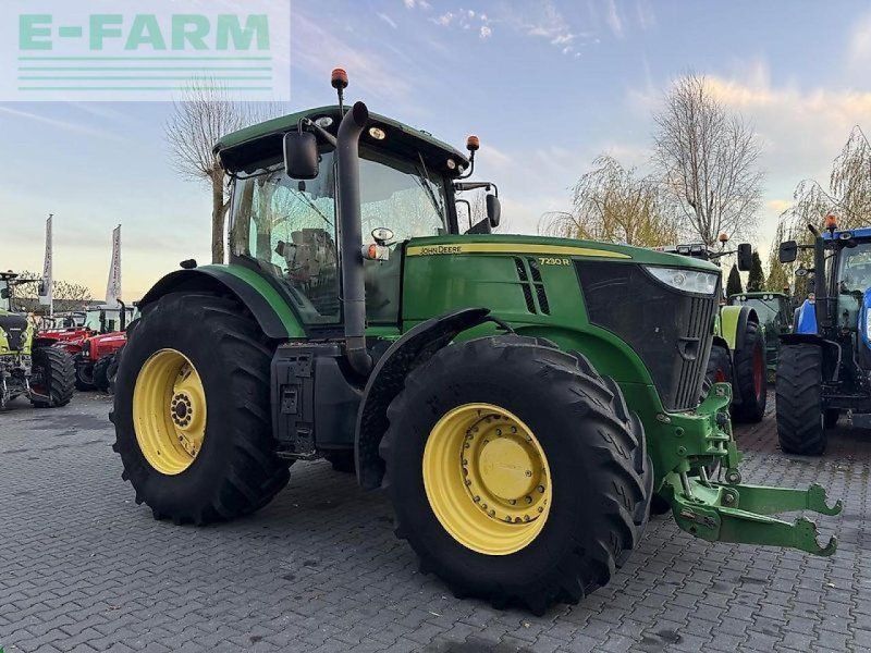 John Deere 7230r
