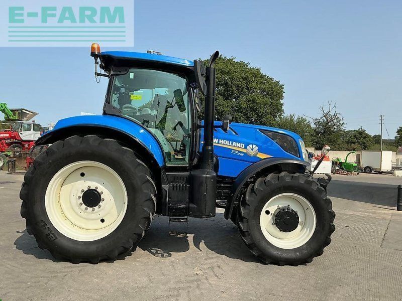 New Holland t7.245  (st27151)