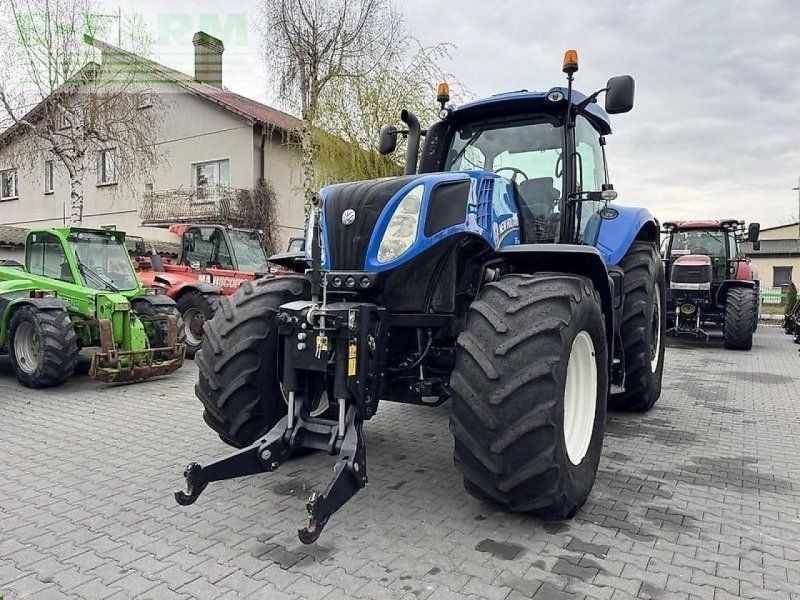 New Holland t8.330 ultra command
