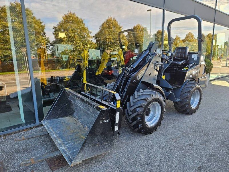 Gehl AL 440