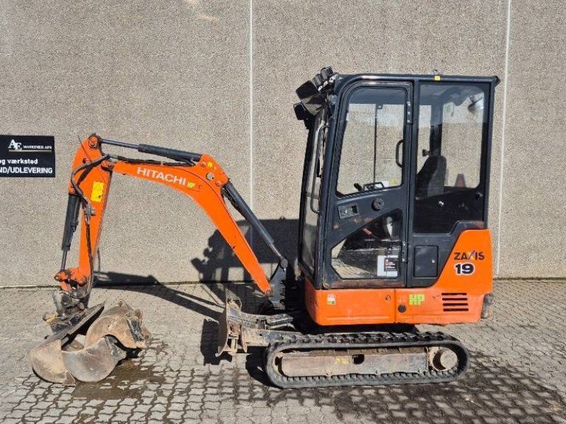 Hitachi ZX 19