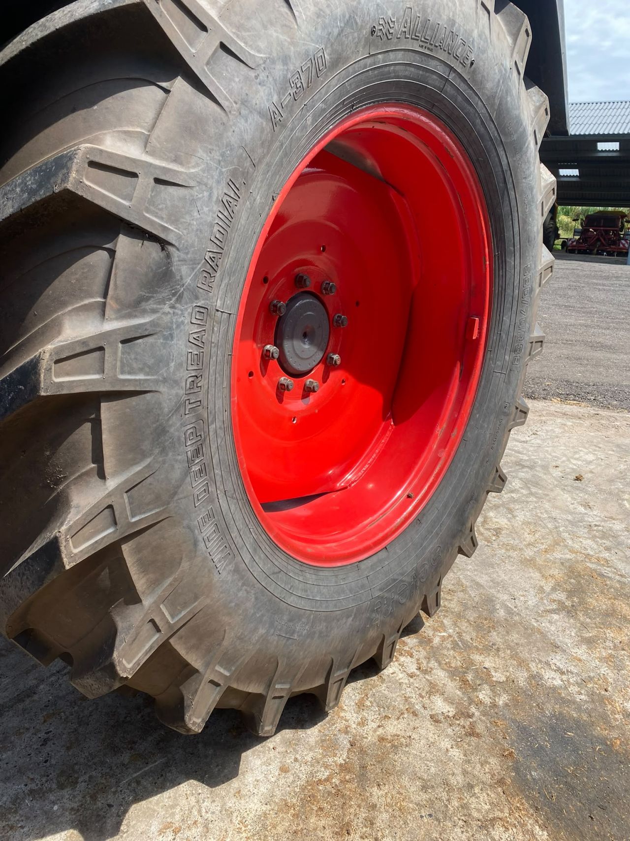 Complete set wielen 580/70 r38 480/70 r28