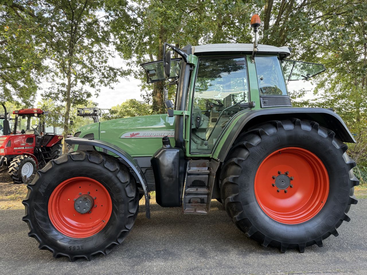 Fendt Favorit 716