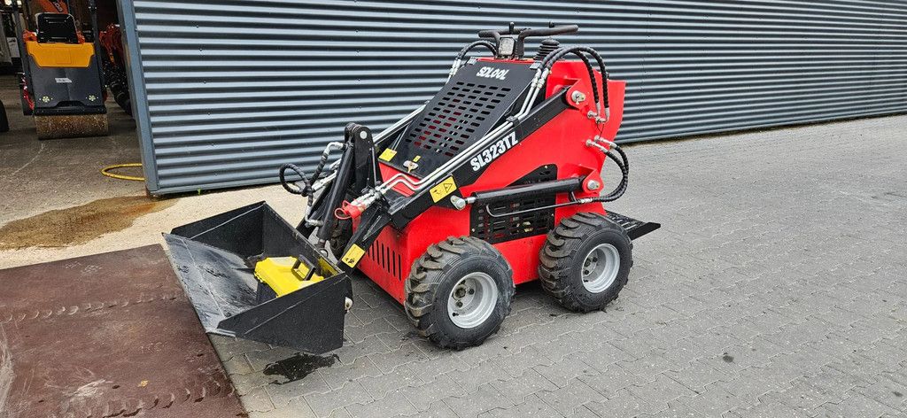 Wolf Skidster 323TZD