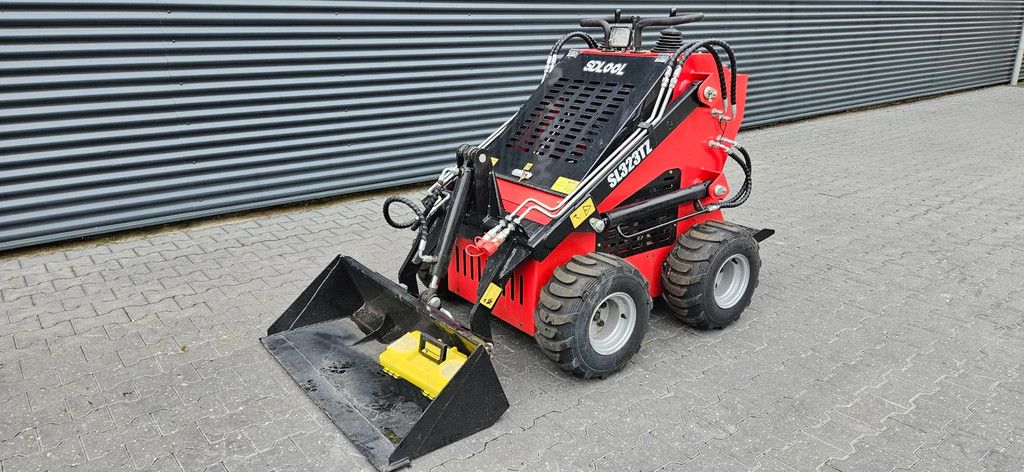 Wolf Skidster 323TZD