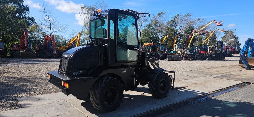 Wolf WL 120 loader