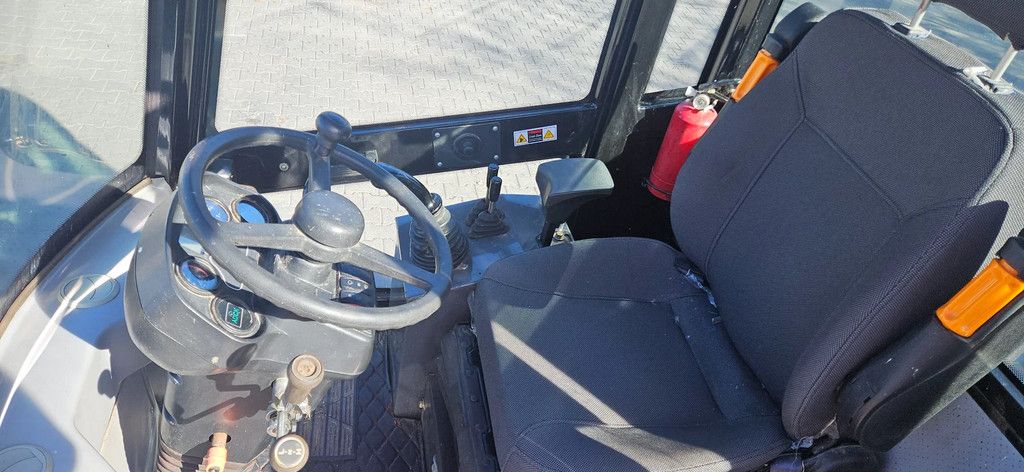 Wolf WL 120 loader